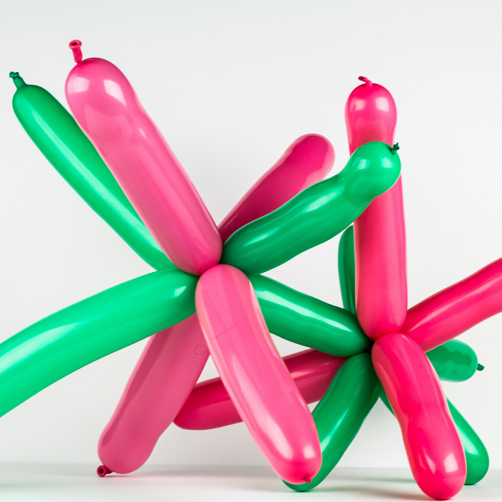 Greeen & Pink Balloon Sculputre